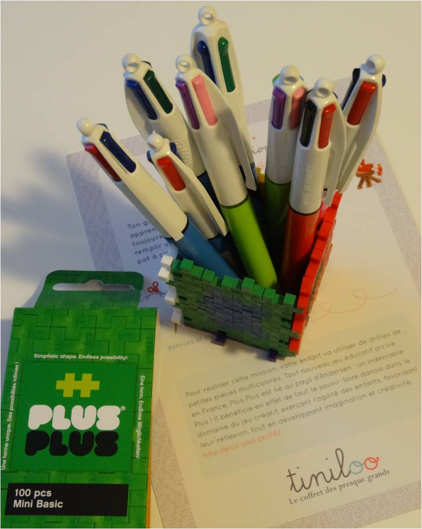 Un bureau bien équipé : pot à crayons en Plus Plus ! - Tiniloo